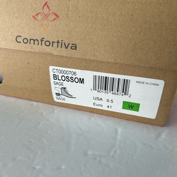 Comfortiva NIB Guille Blossom” Sandal Sage Colored Leather - Picture 4 of 7